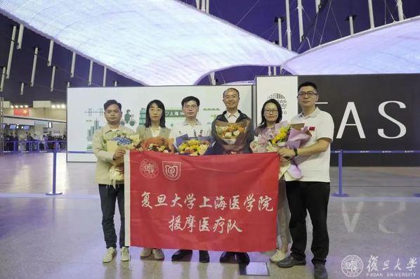 一份跨越万里山海的新春祝福！心在一起，就是团圆