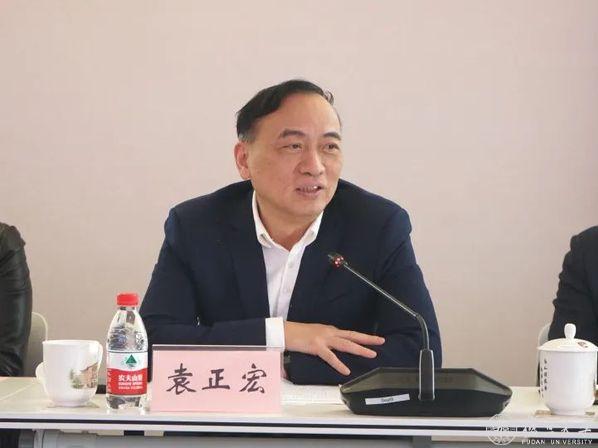 男孩時尚服裝店（男孩服裝品牌）