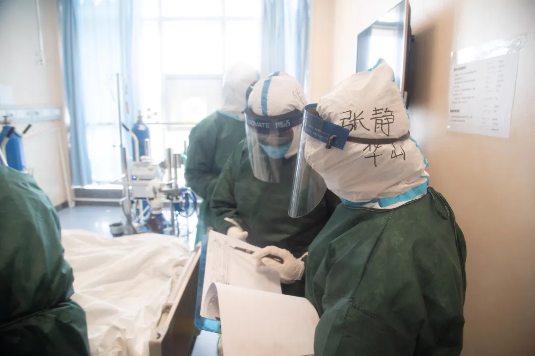 【"复"前线 "旦"使命】张静:治病救人是医者的分内职责