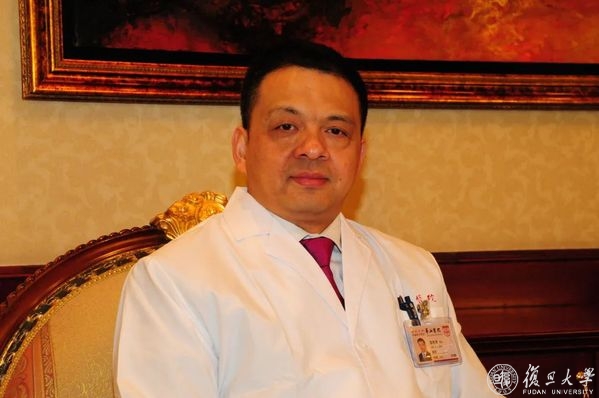 争做“大先生”！这些复旦上医人获评“钟扬式”好老师、好团队