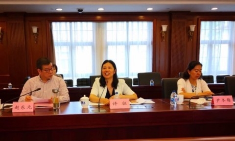 我校召开党外代表人士双月座谈会