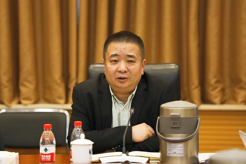 复旦大学党委副书记,上海医学院党委书记袁正宏,复旦大学常务副校长