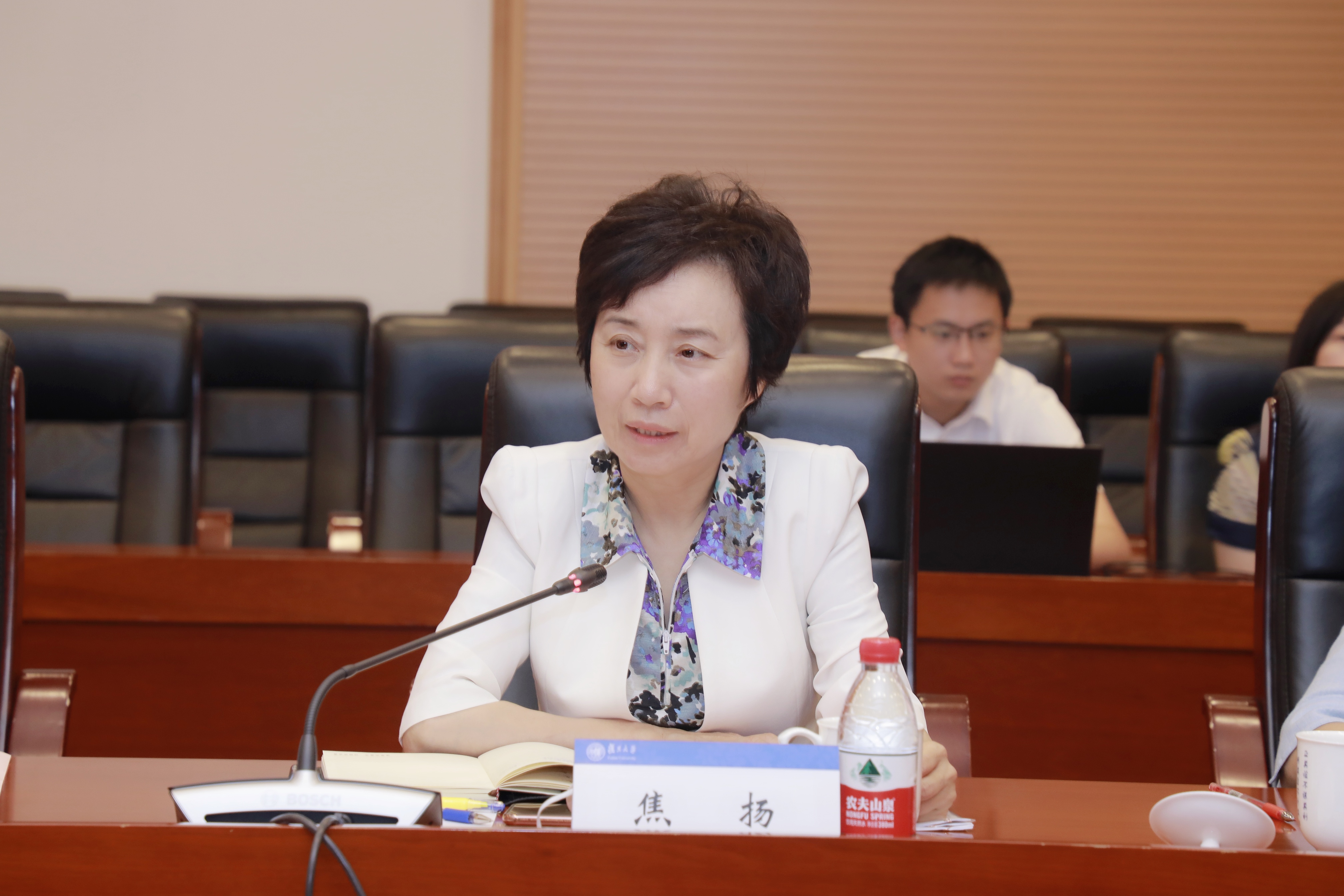 对每一名毕业生负责 千方百计促进毕业生稳就业,就好业