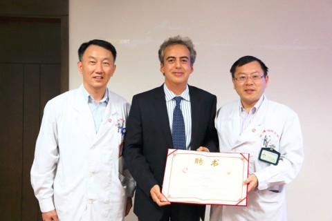 我校附属眼耳鼻喉科医院眼科与哈佛大学医学院眼科签署科研合作协议