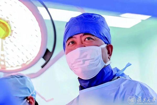 复旦大学荣获中国技术市场协会突出贡献奖等奖项