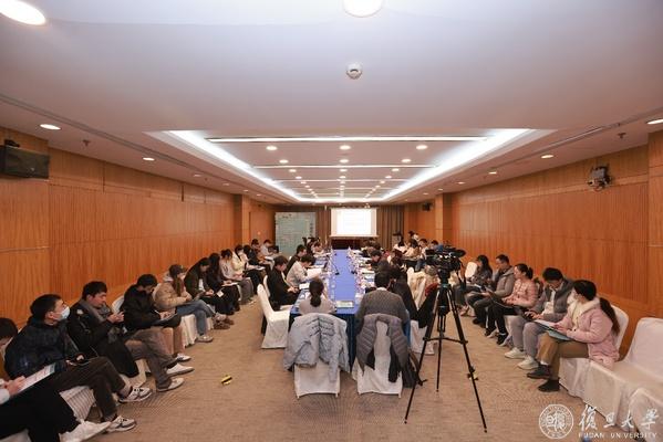 時尚百搭女神服裝（時尚女服裝搭配）