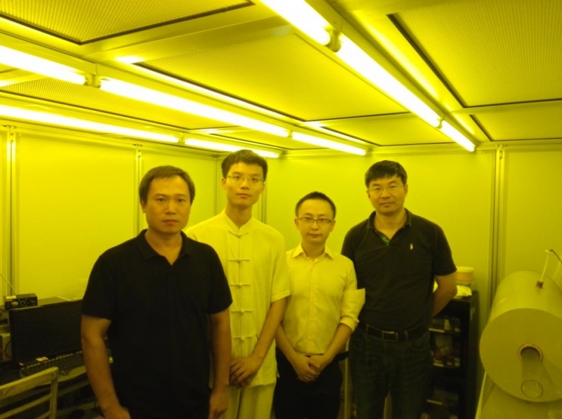 复旦大学陆明教授课题组制备出高效黑硅太阳能电池