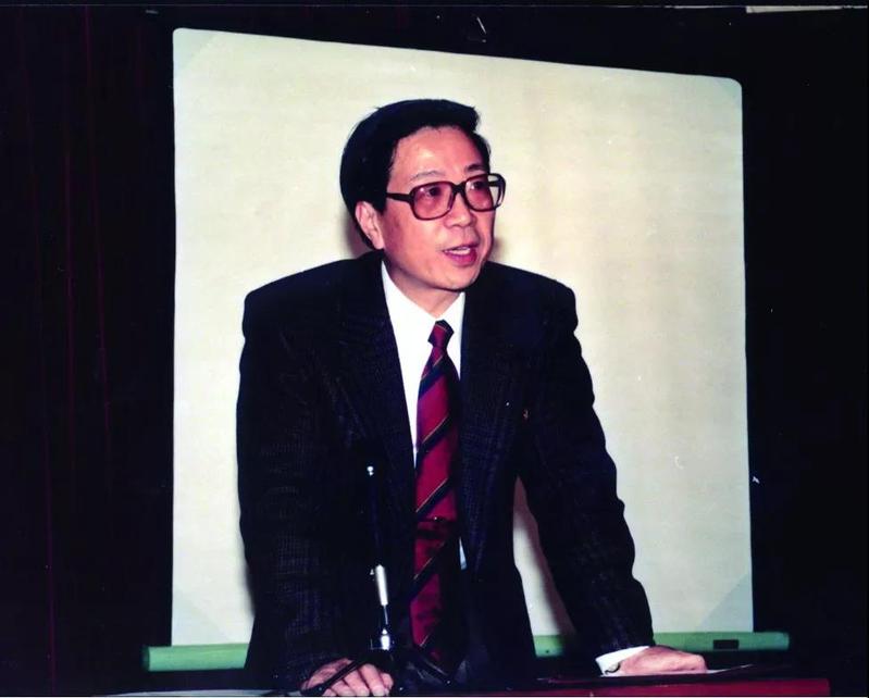 【媒体视角】人民日报客户端:大江东|杨福家:两段人生皆卓越:从物理学家到大学校长